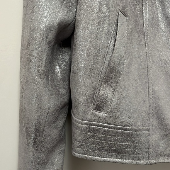 Motorcycle Jacket - Picture 6 of 12